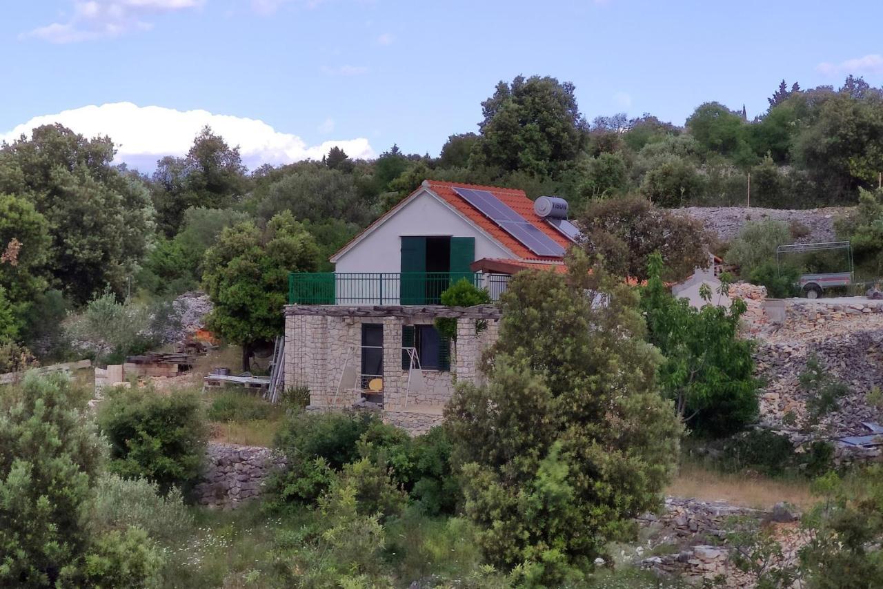 Secluded Family Friendly House Skrip, Brac - 18944 Сasa de vacaciones Postira